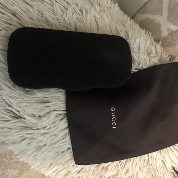 Gucci Brown Tortoise Sunglasses with Stars on Arms - Picture 9 of 9